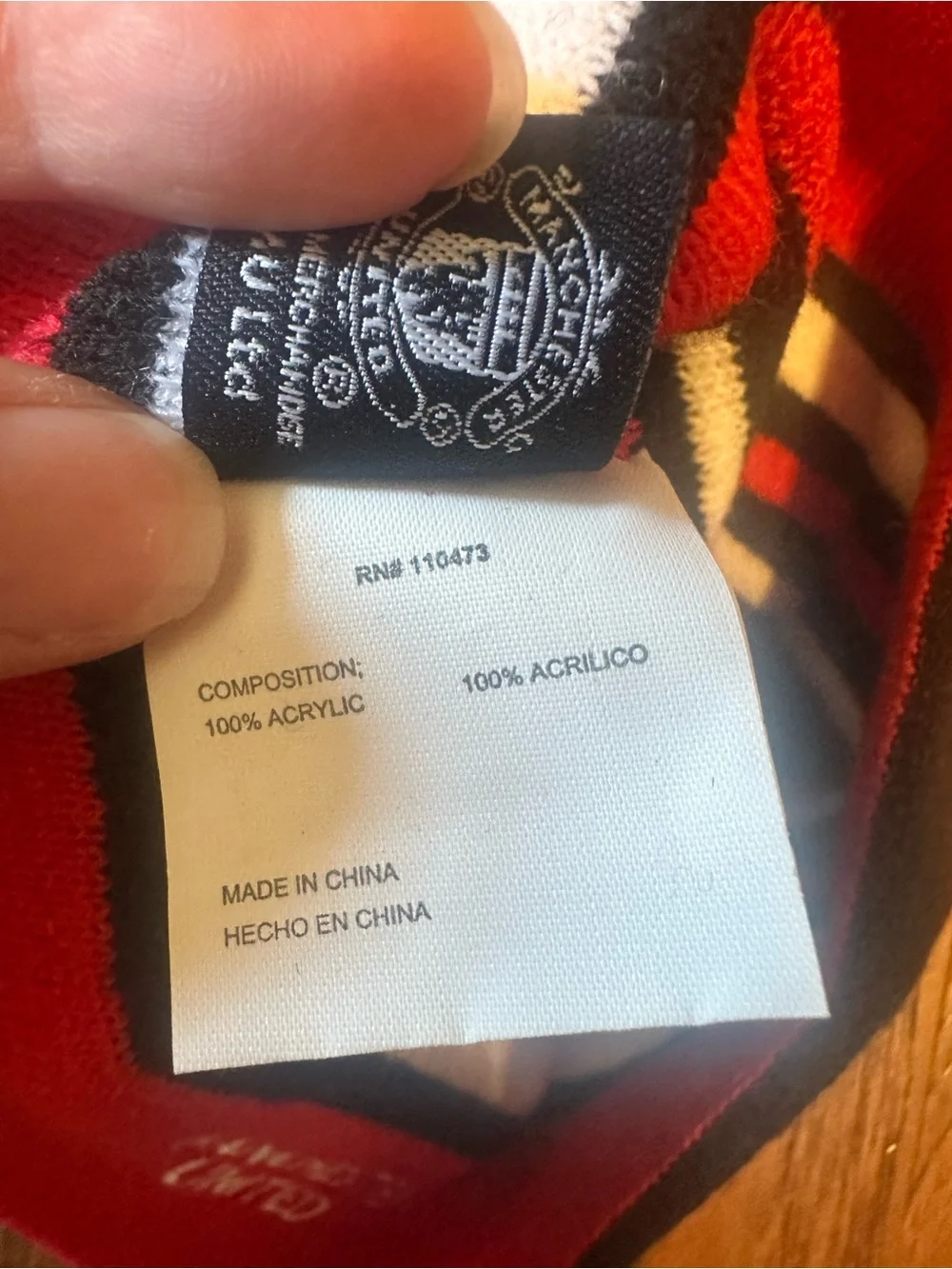 Manchester United Reversible Kids Red & Black Knit Beanie Hat Like New